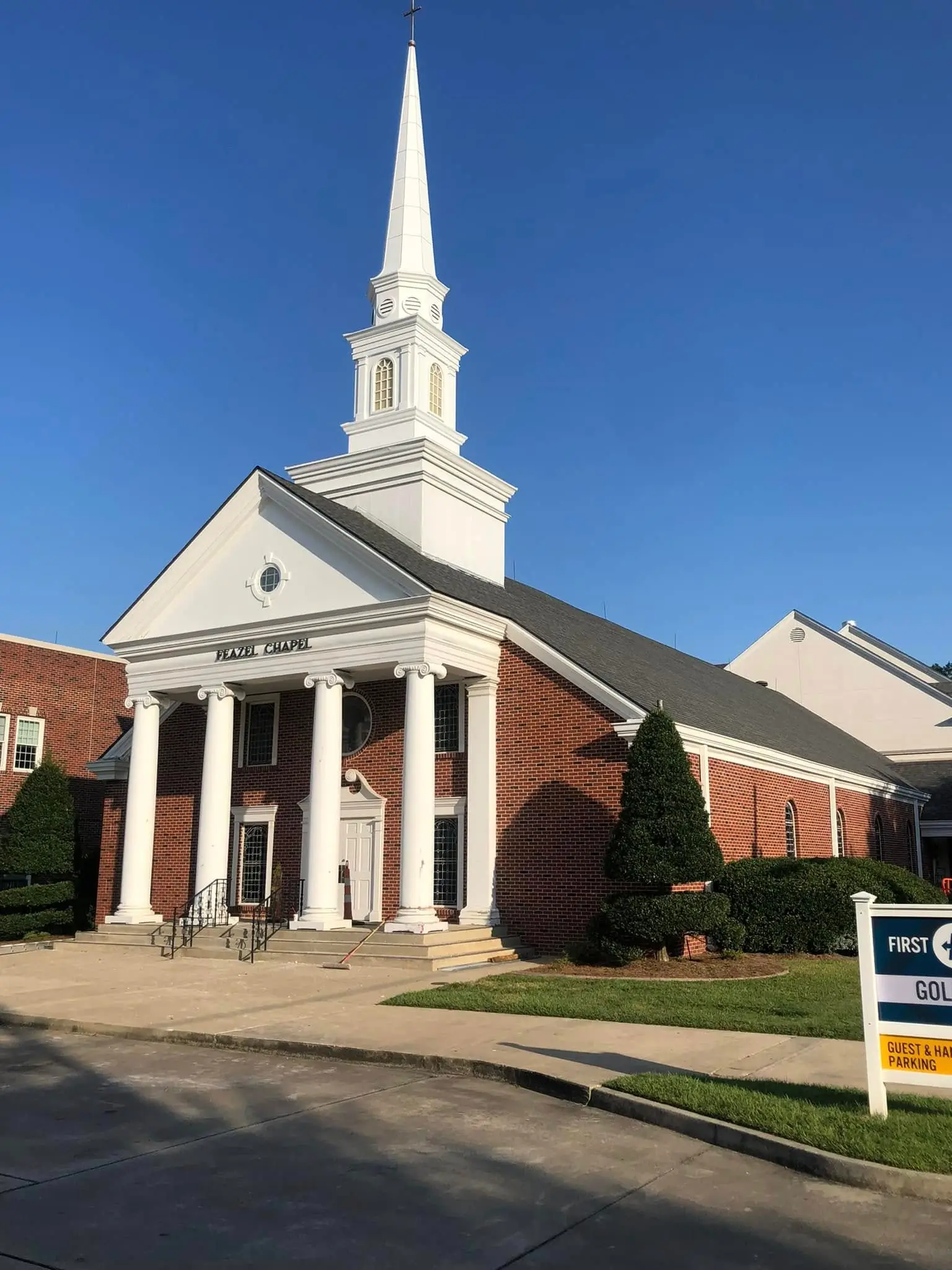 Commercial shingle roofing on a church building in Shreveport, LA.