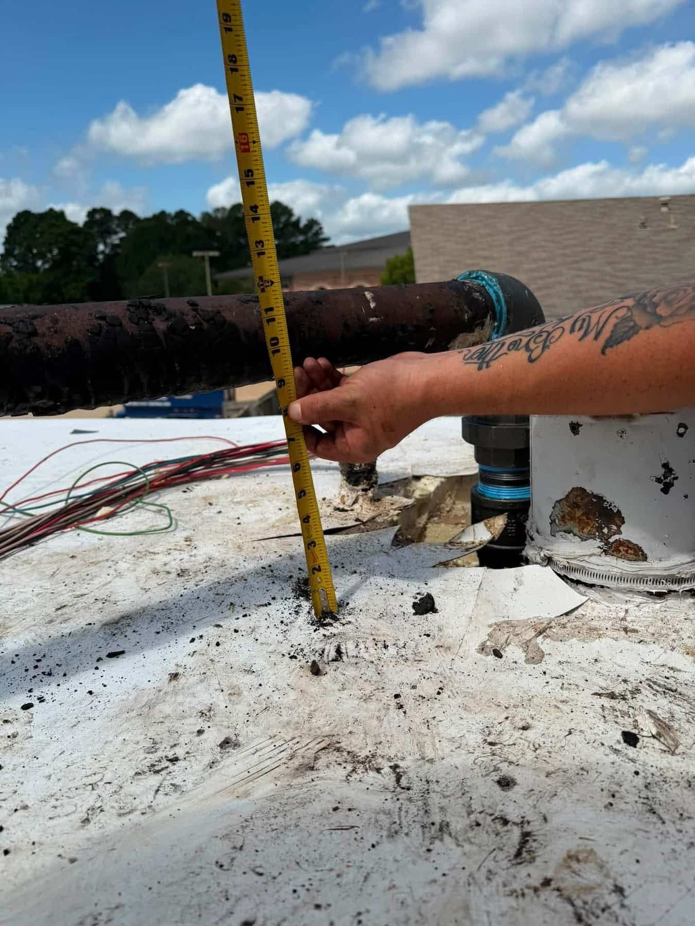 Blue Note Pros plumber repairing a commercial gas line in Shreveport, LA