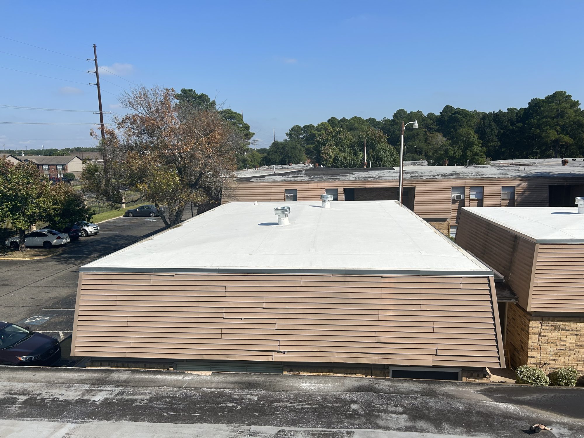 Commercial TPO roof installed by Blue Note Pros in Shreveport, LA